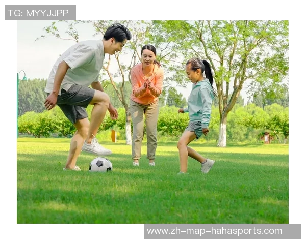 足球比赛中为何常见小孩陪伴的深层原因探讨与意义分析